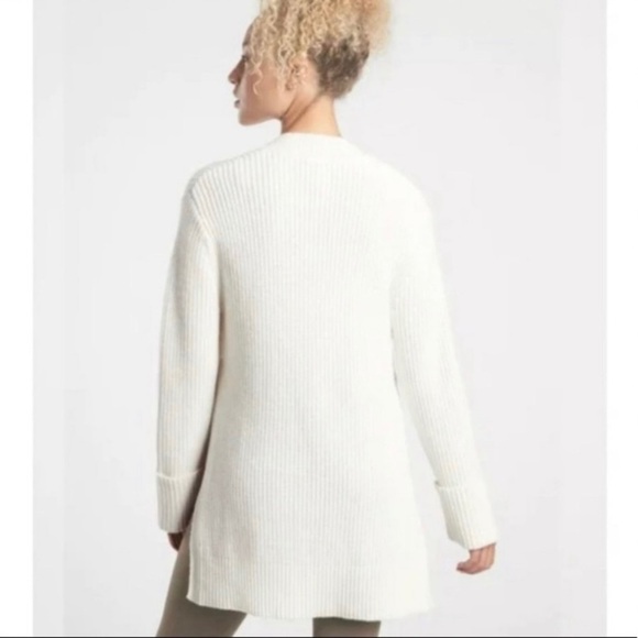 Athleta Shasta V-Neck Sweater Wool Blend
Chunky Ribbed Hi Low Hem Dove Cream - Picture 2 of 14